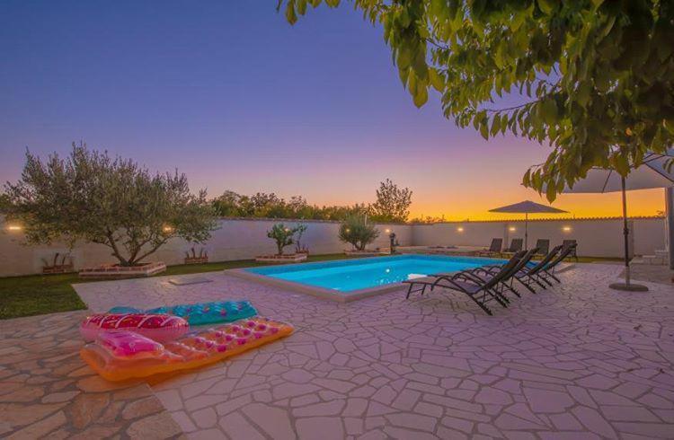 Holiday Home Dinko Pridraga Dış mekan fotoğraf